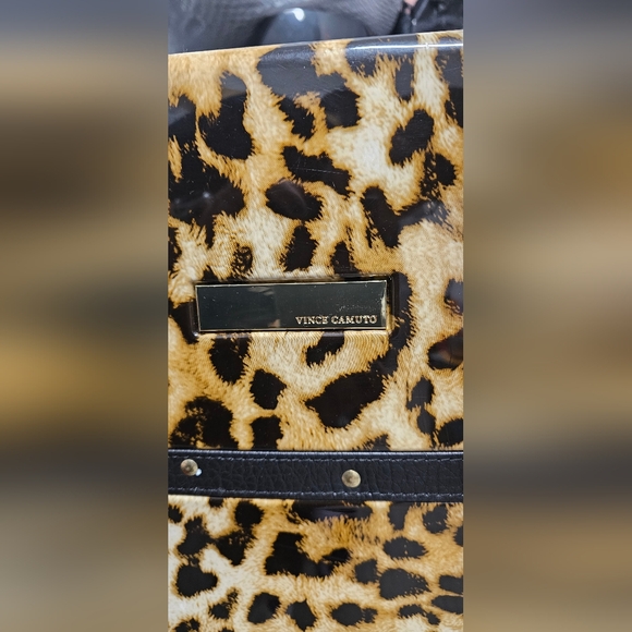 Vince Camuto Leopard Luggage Set - Picture 2 of 14